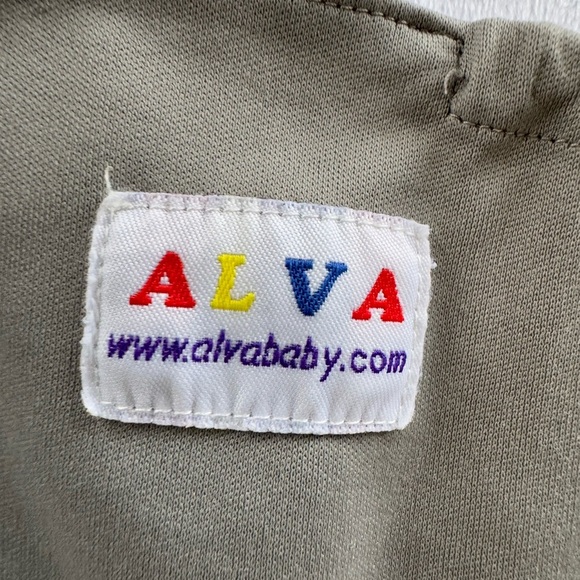 Lot of 4 Snap On Cloth Diaper Covers - Picture 13 of 13